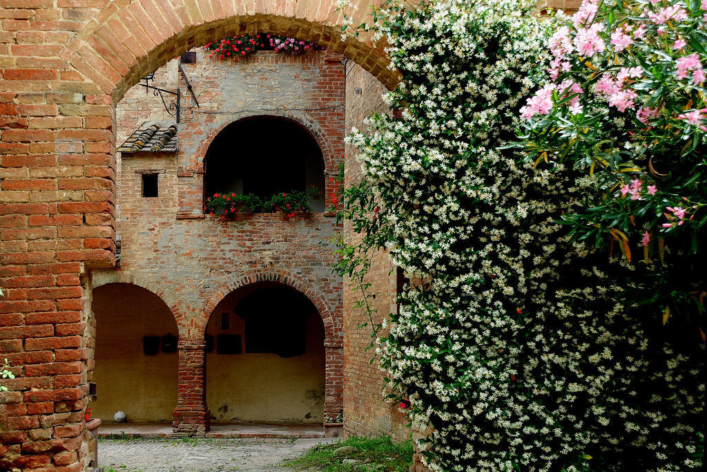 Agriturismo Castello Saltemnano بونكونفينتو المظهر الخارجي الصورة